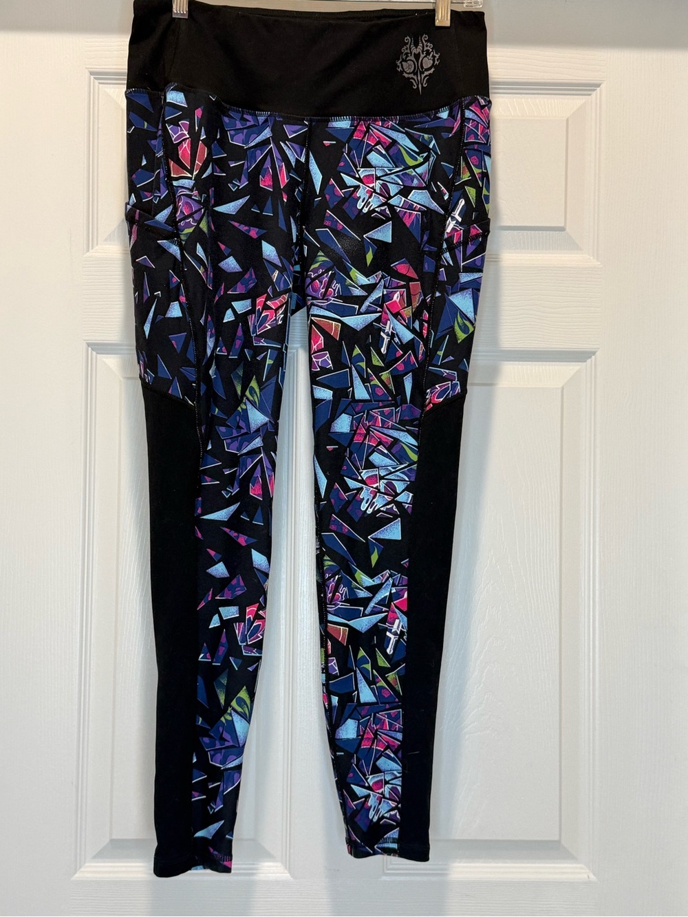 Torrid Disney Villains Athletic Full Leggings Size 1